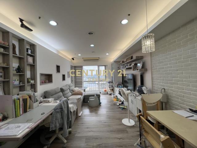 法國香榭精裝3房+車位