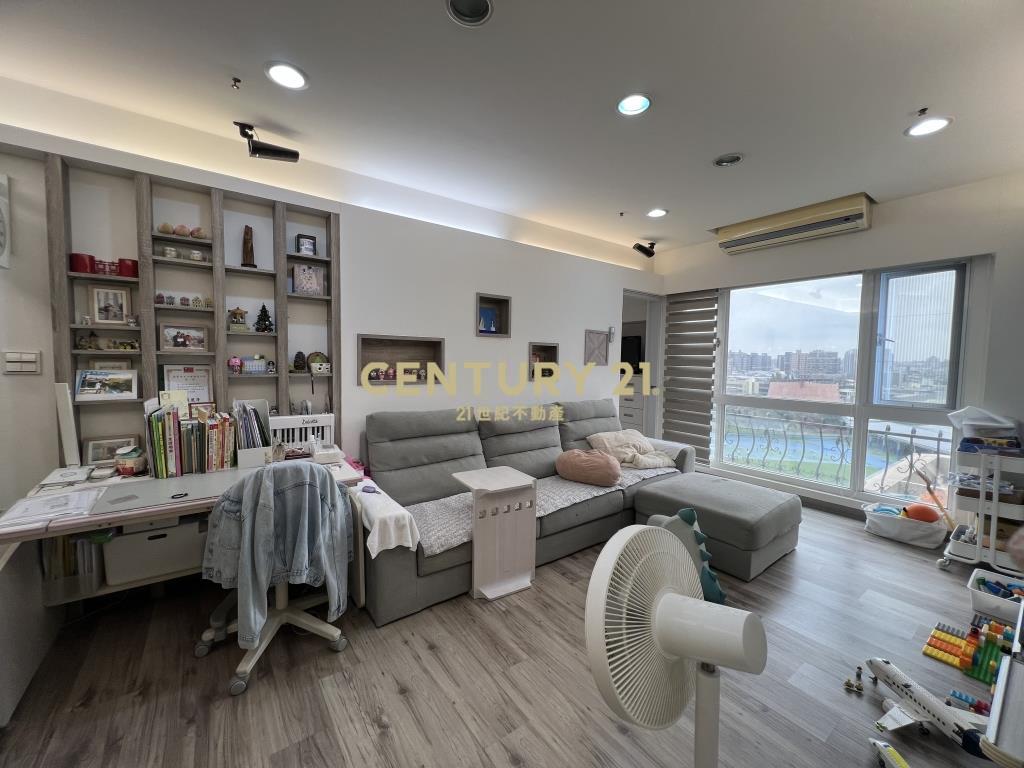 法國香榭精裝3房+車位