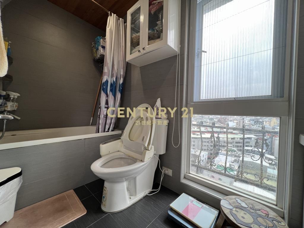 法國香榭精裝3房+車位