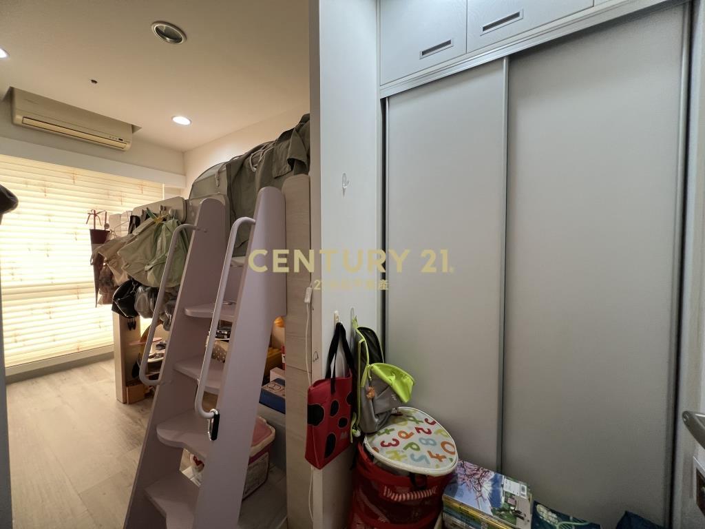 法國香榭精裝3房+車位