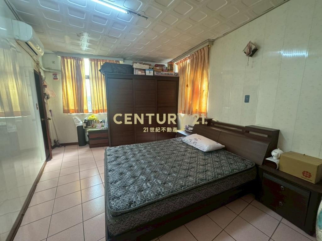 (專)楊梅愛買交流道低總價透天