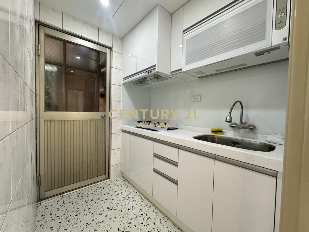 內壢環中商圈三房平面車