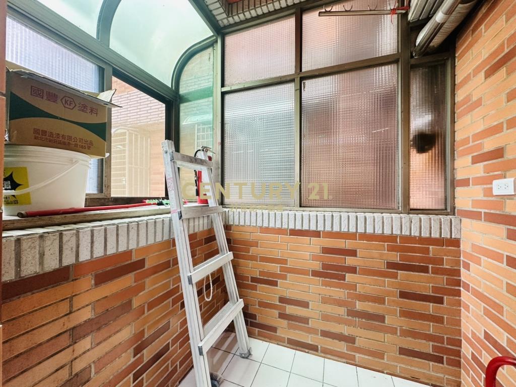 內壢環中商圈三房平面車