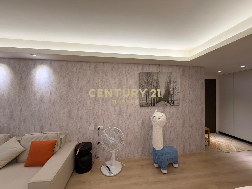 A18青埔高鐵捷運偉築新豐洲3+1房含車