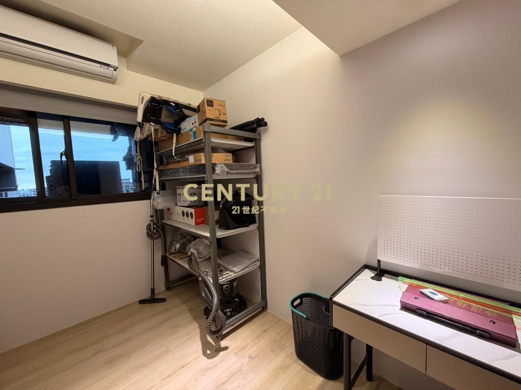 A18青埔高鐵捷運偉築新豐洲3+1房含車