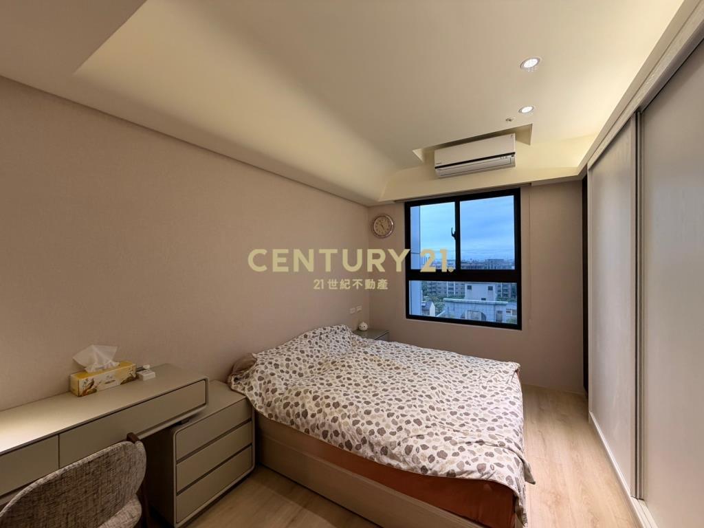 A18青埔高鐵捷運偉築新豐洲3+1房含車