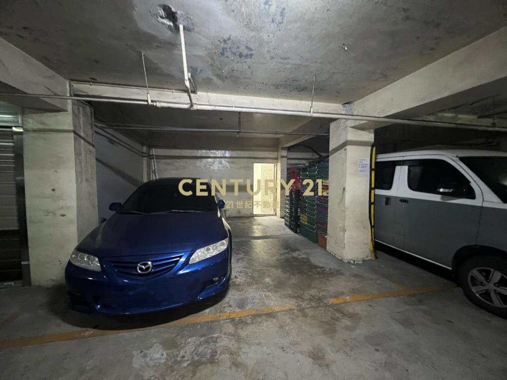 龍潭市區精裝5房+車位