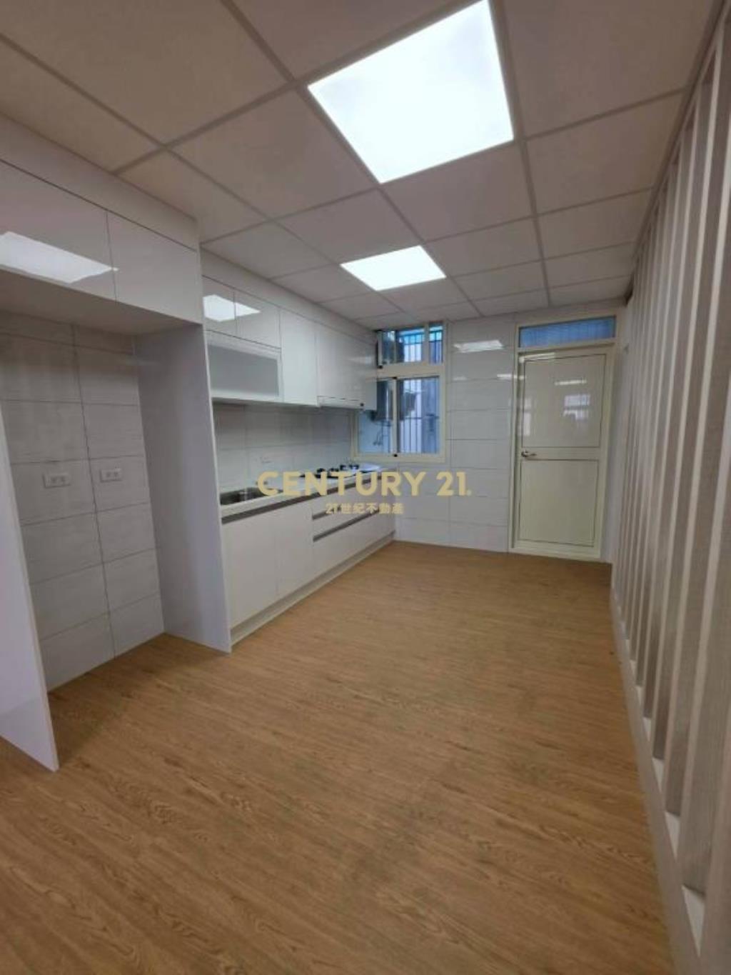 楊梅埔心萬大路整新透店