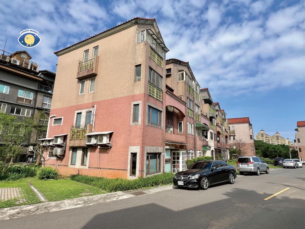 大華中小學⭐陽光山林重疊別墅🏠走路到校