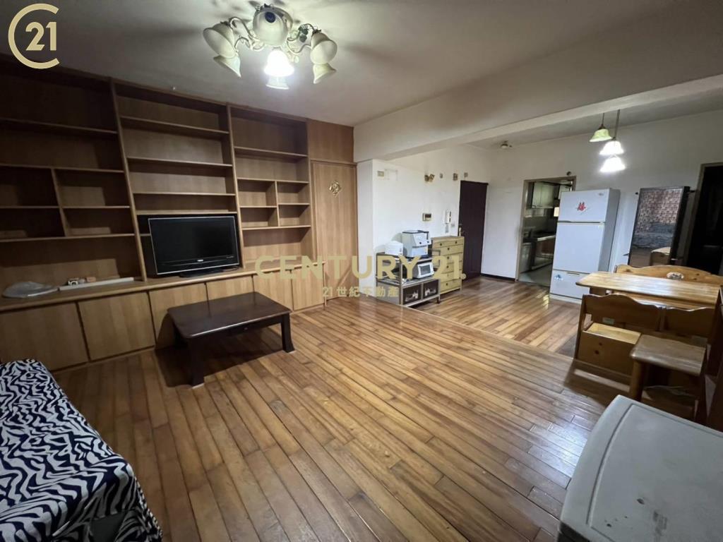 士校大池旁三房