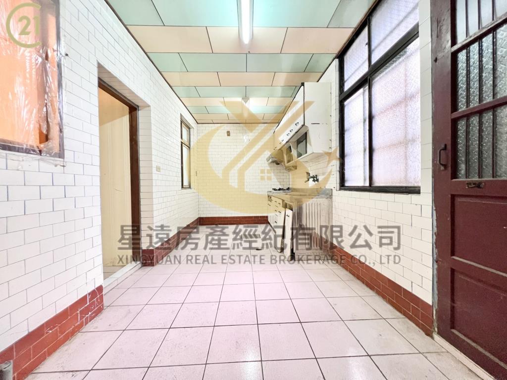 頂興路靜巷實用大空間住店