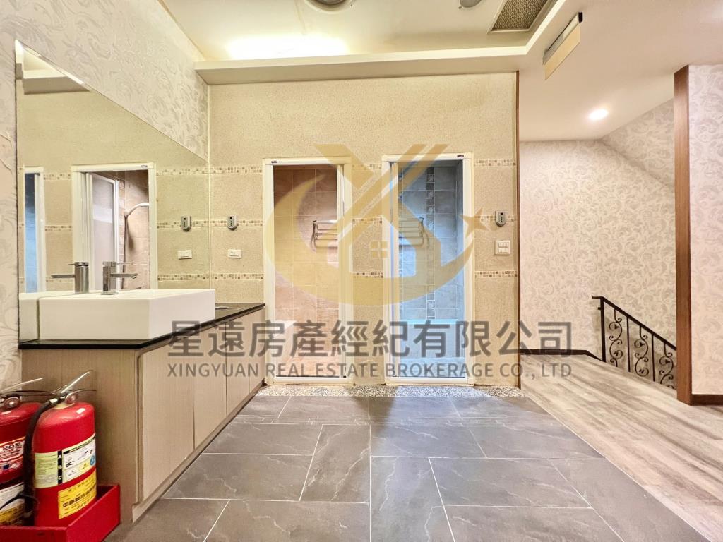 民生整棟透天金店面