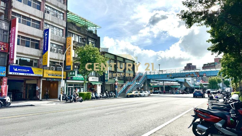 中壢正中央西路二段/二樓公寓/稀有釋出