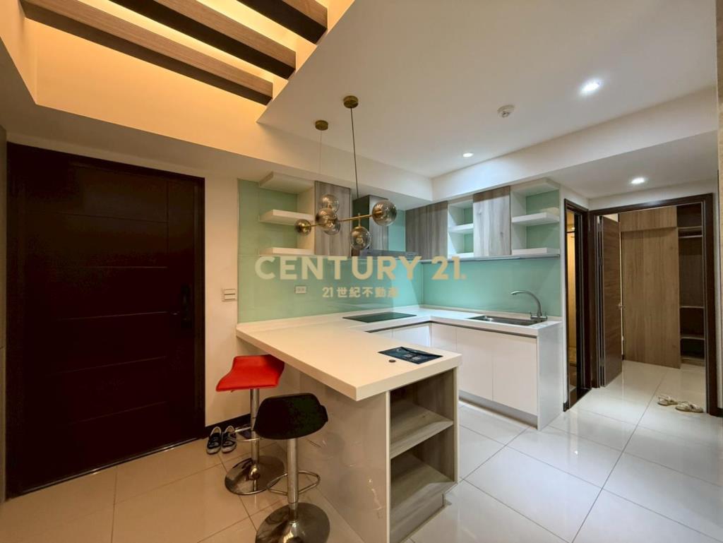 八德G01捷運第一排邊間美裝大空間2房車