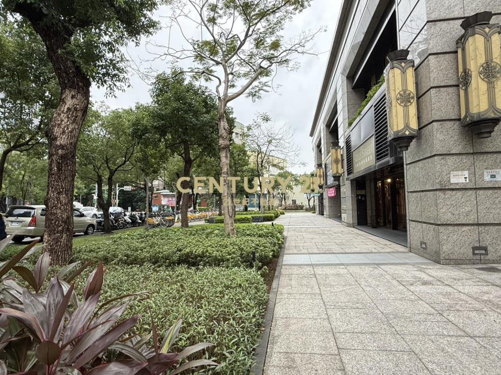 【租 】中和遠雄錸儷/店面3