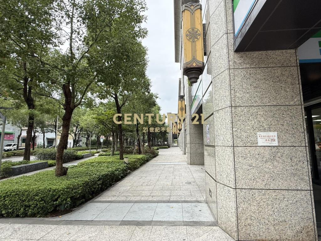 【租 】中和遠雄錸儷/店面3