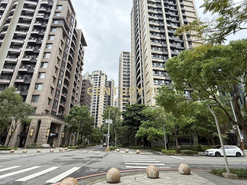 【租 】中和遠雄錸儷/店面2