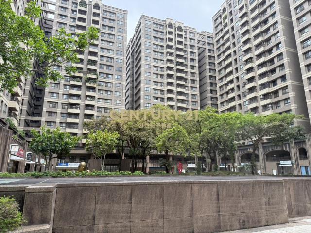 【租 】林口遠雄U未來/店面1