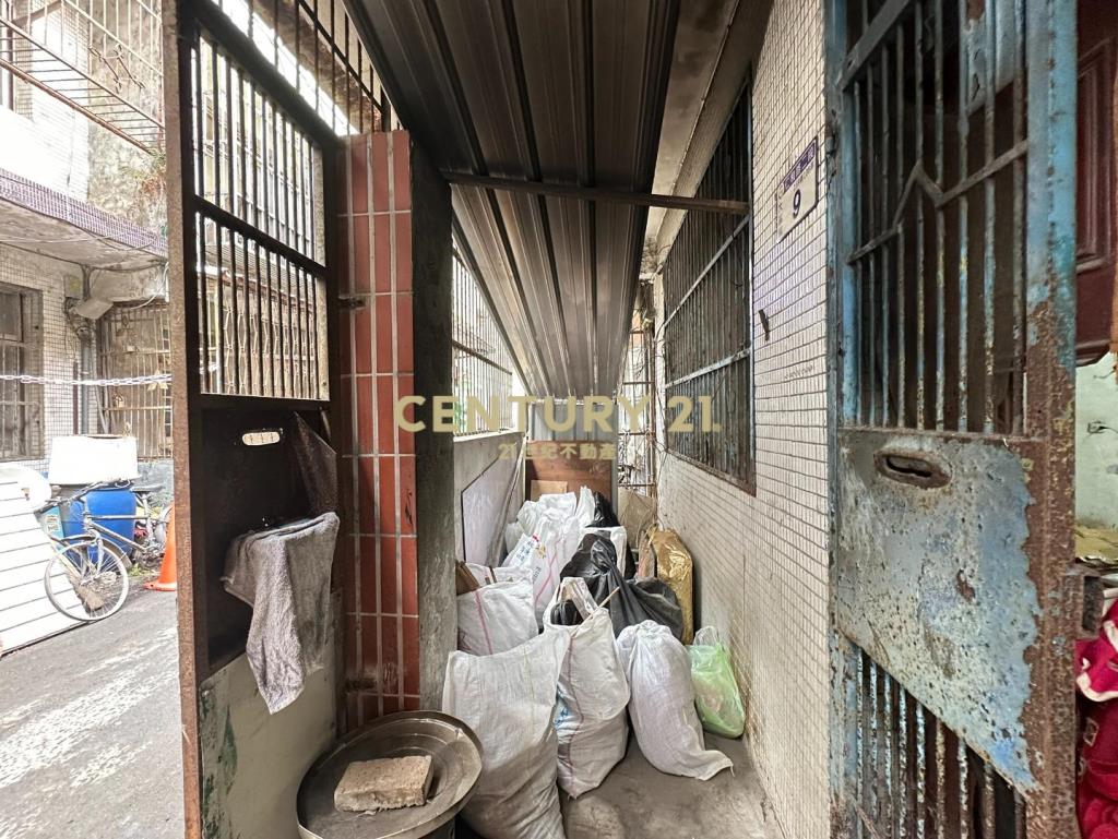 大溪交流道待整透天-投資自住皆宜