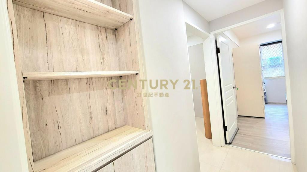 名峰花都優質四房車