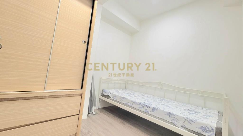 名峰花都優質四房車