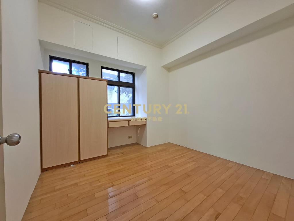 平鎮國中超大4房