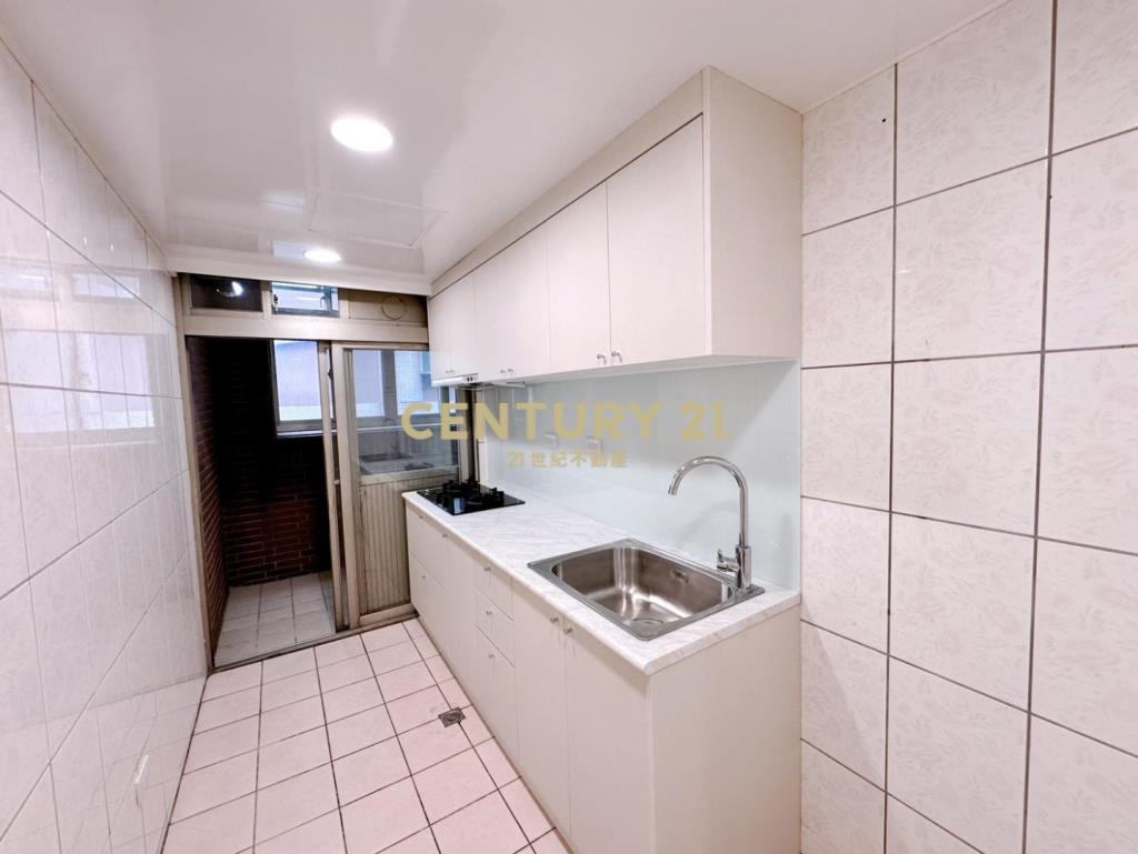 龜山【千禧新城2期】3+1房，車位登記排