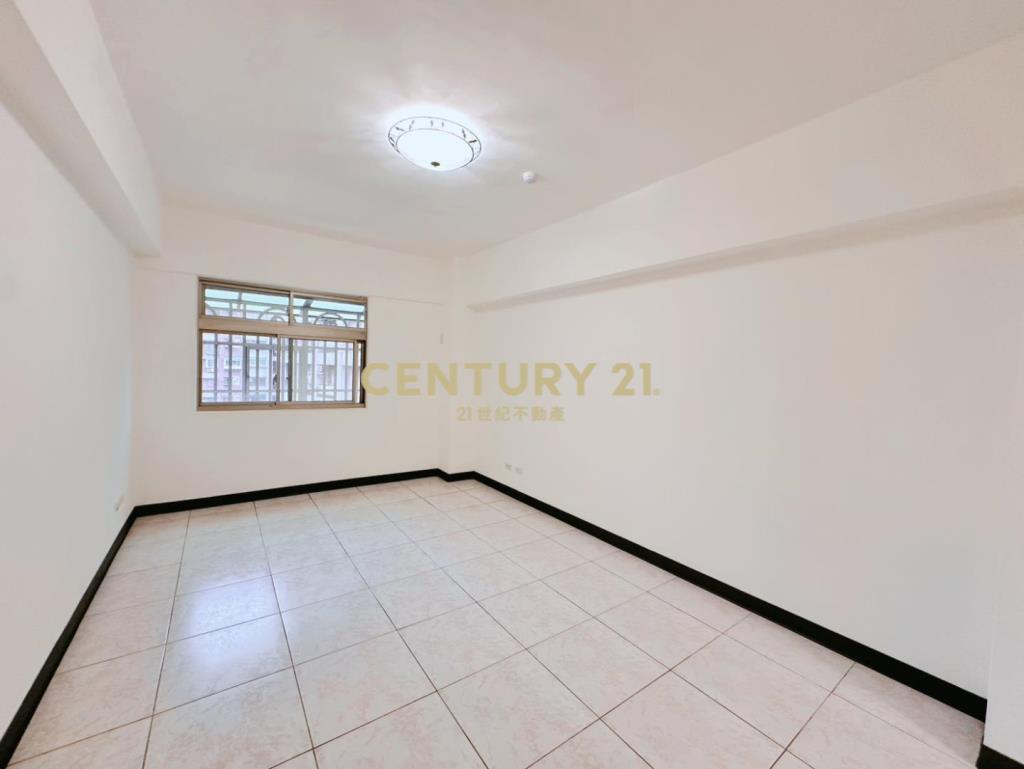 龜山【千禧新城2期】3+1房，車位登記排