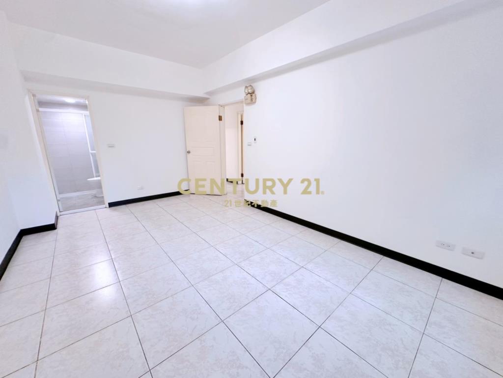 龜山【千禧新城2期】3+1房，車位登記排