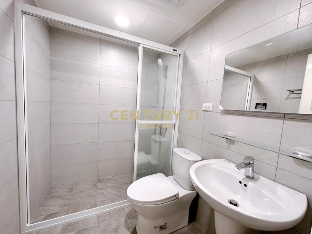 龜山【千禧新城2期】3+1房，車位登記排