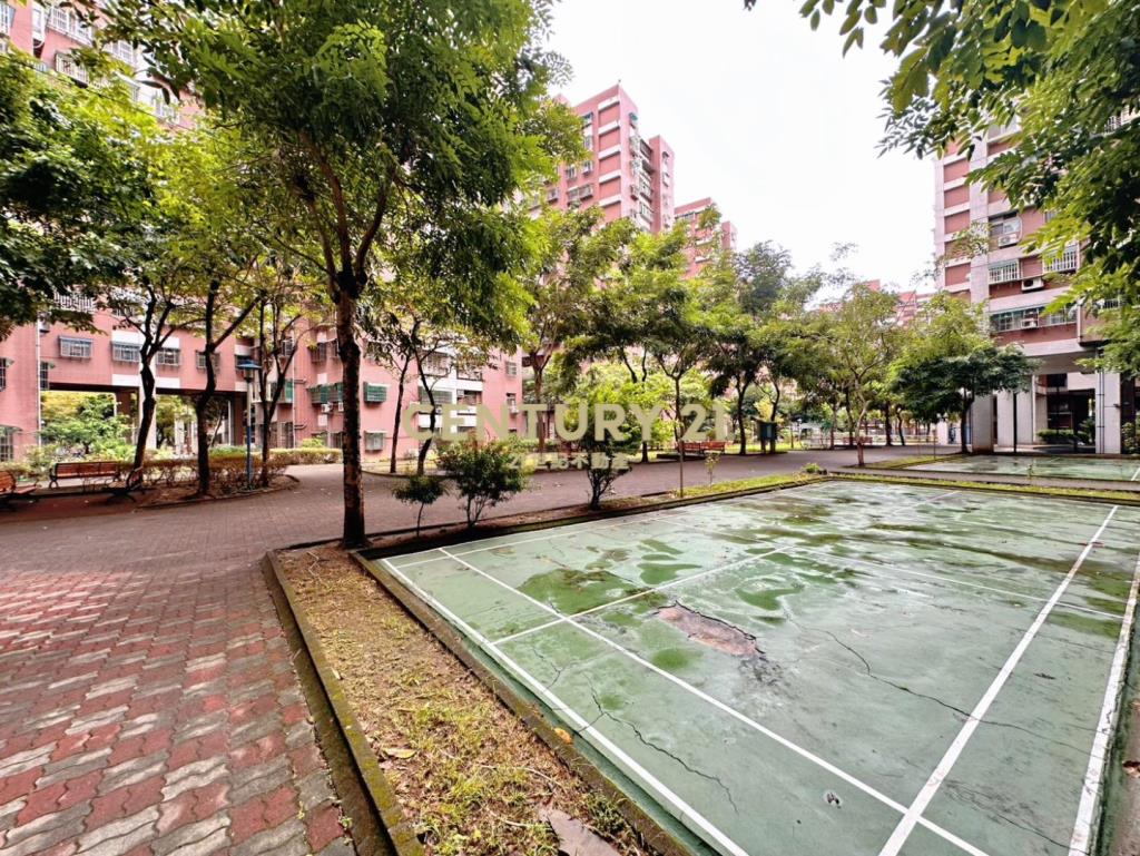 龜山【千禧新城2期】3+1房，車位登記排