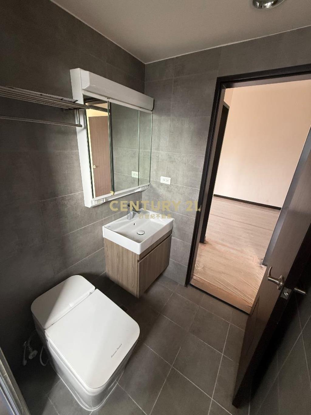 A18自由之丘景觀兩房車