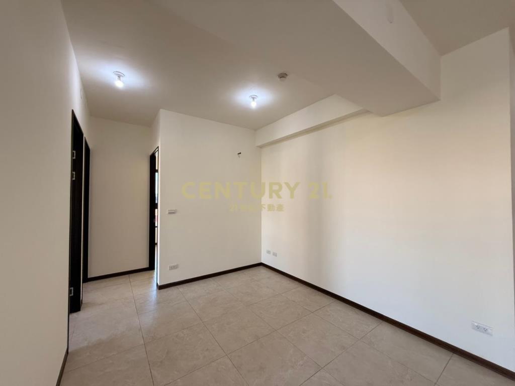 GO4三本景觀3+1房車(捷運學區宅)