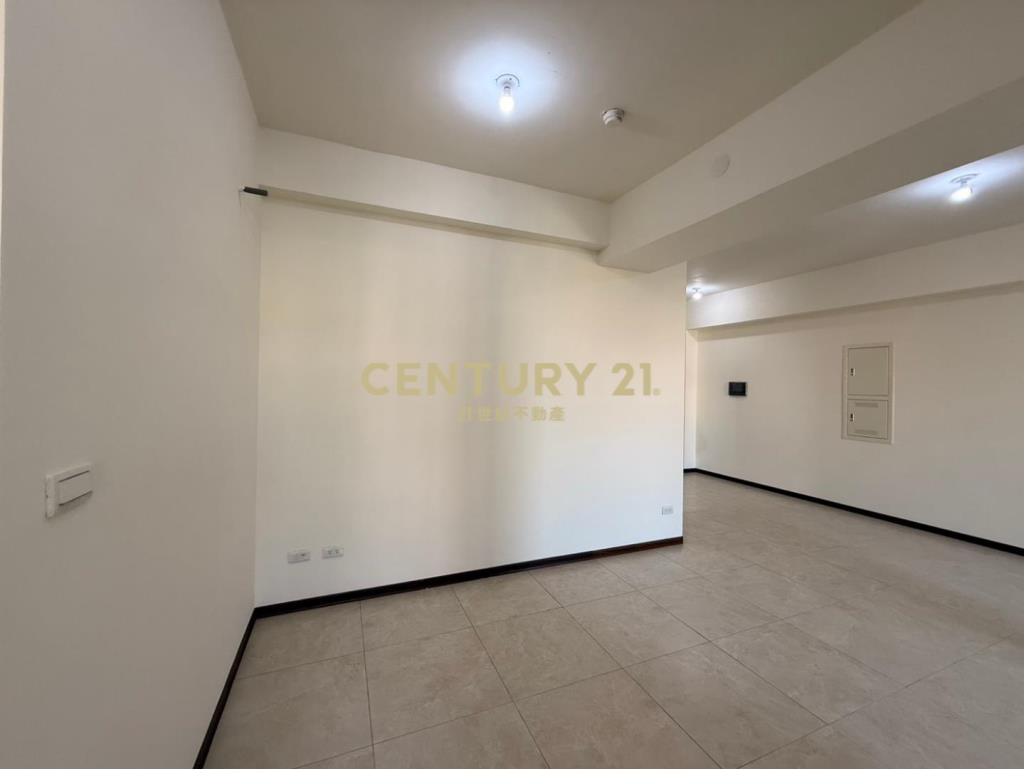 GO4三本景觀3+1房車(捷運學區宅)