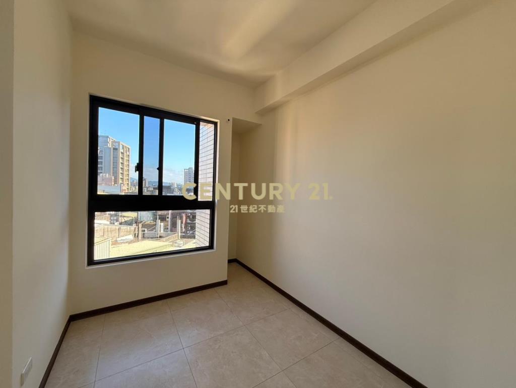 GO4三本景觀3+1房車(捷運學區宅)