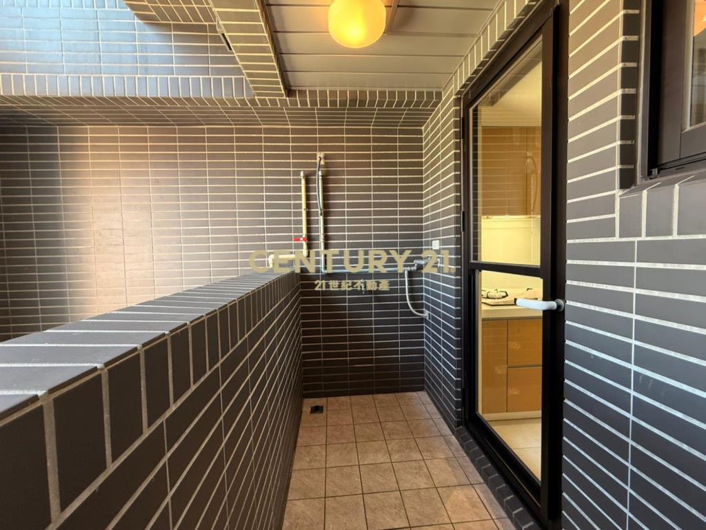 GO4三本景觀3+1房車(捷運學區宅)