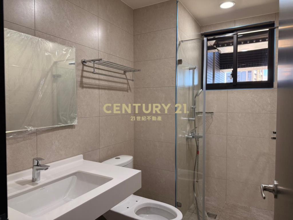 GO4三本景觀3+1房車(捷運學區宅)