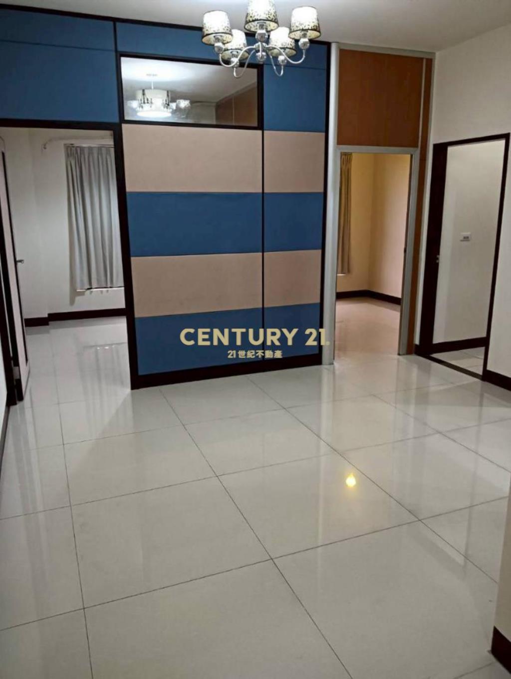 【平鎮】幸福公園景觀戶3+1房平面車位