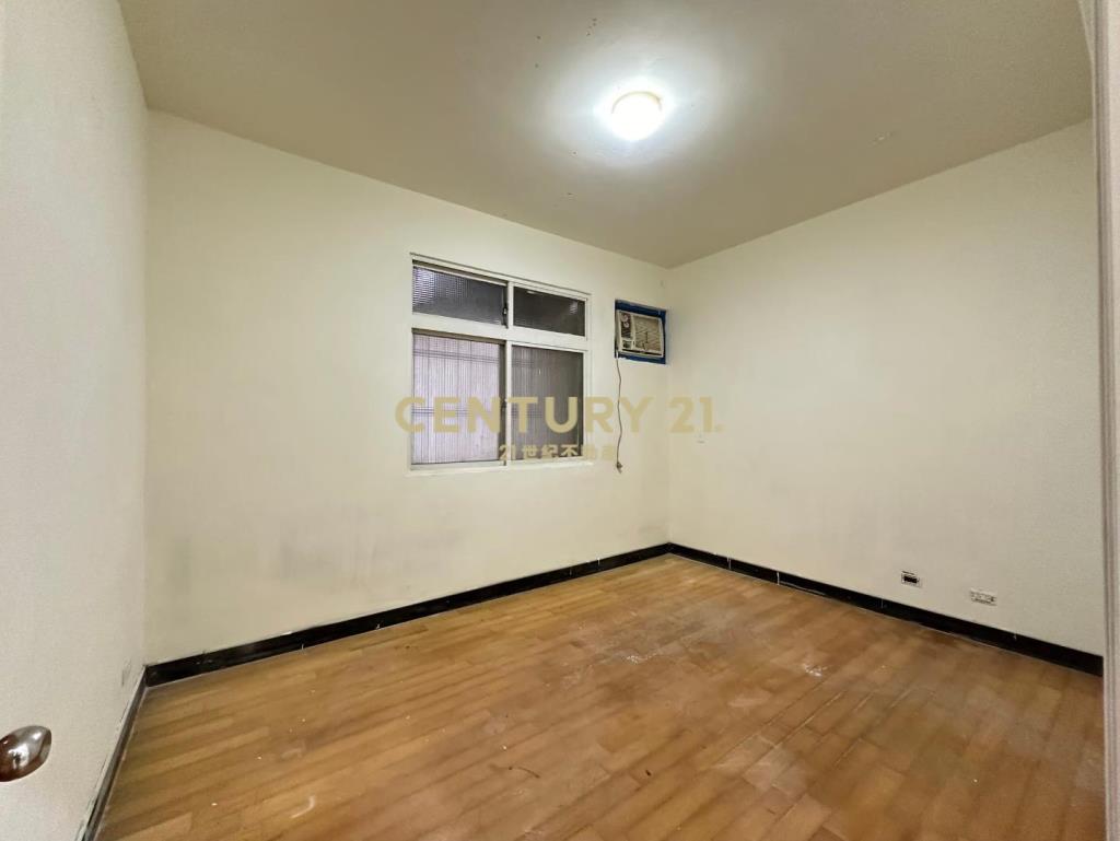 觀音工業區｜低總價前院車庫停車透天