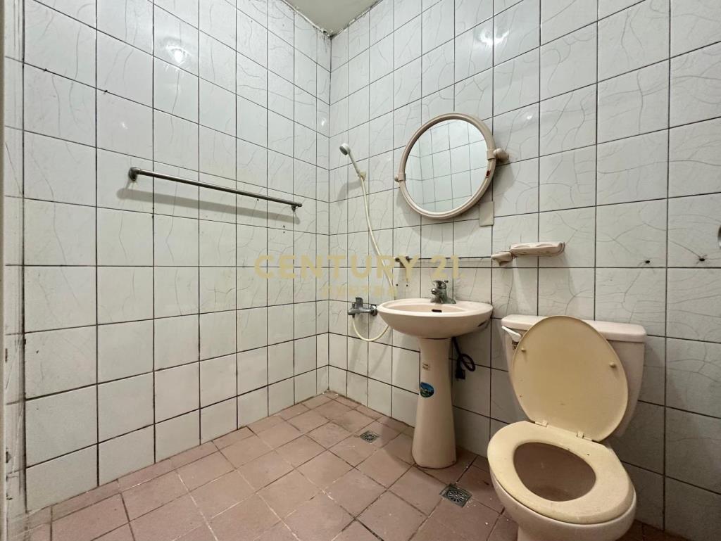 觀音工業區｜低總價前院車庫停車透天