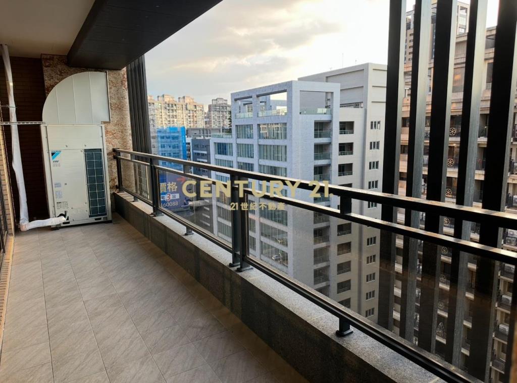 經國特區亞太嵿富大坪數商辦A3+雙車位