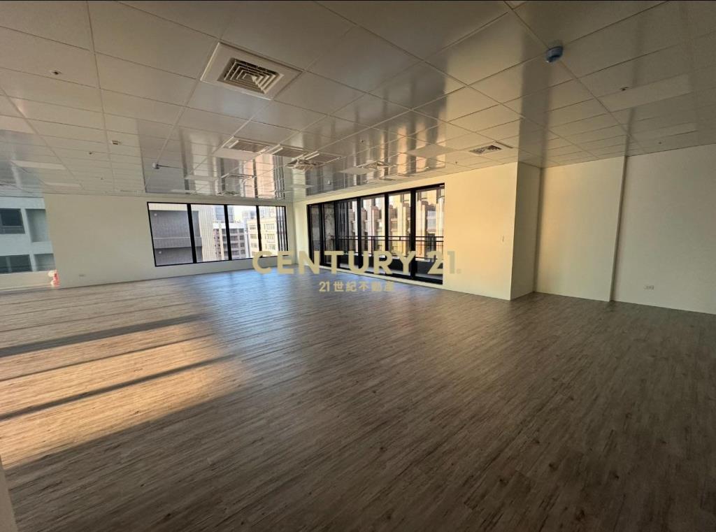 經國特區亞太嵿富大坪數商辦A1+雙車位