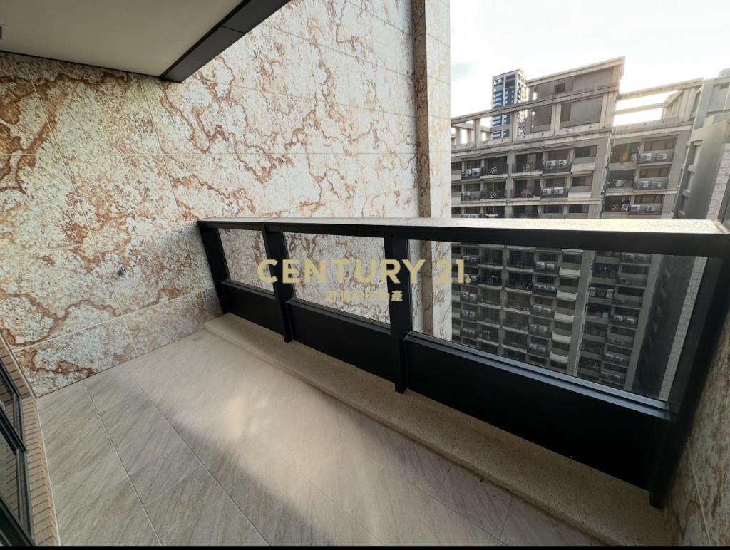 (租)經國特區亞太嵿富大坪數商辦A1雙車