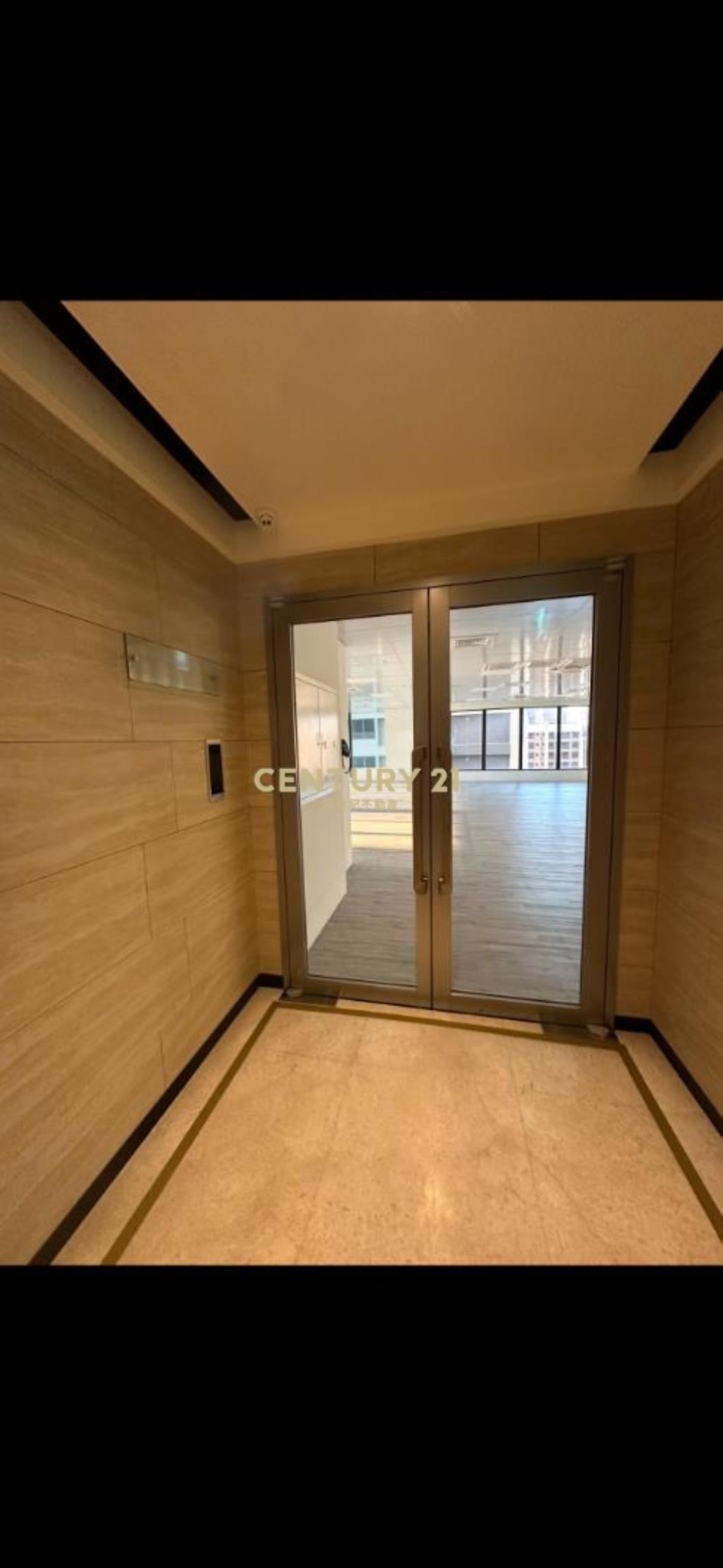 (租)經國特區亞太嵿富大坪數商辦A1雙車