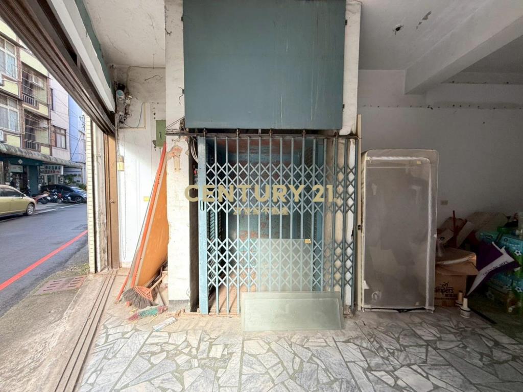 (專任)大溪市心麥當勞旁貨梯店面透天