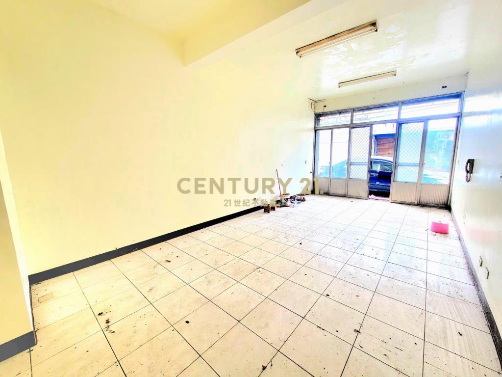 近草漯市區透天社區店面4房