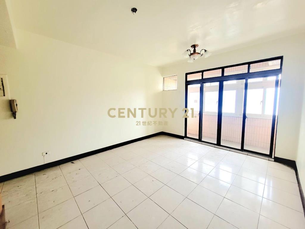 近草漯市區透天社區店面4房