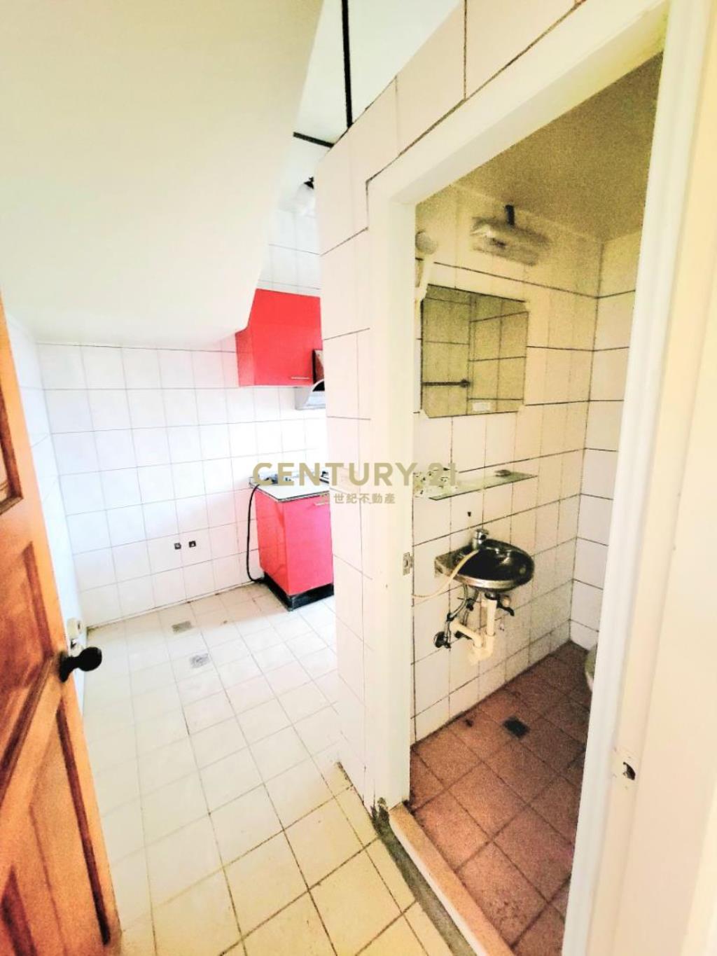 近草漯市區透天社區店面4房