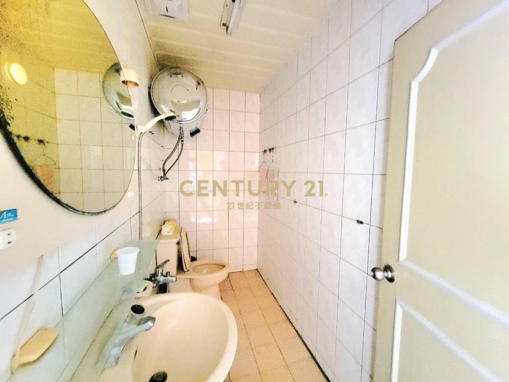 近草漯市區透天社區店面4房