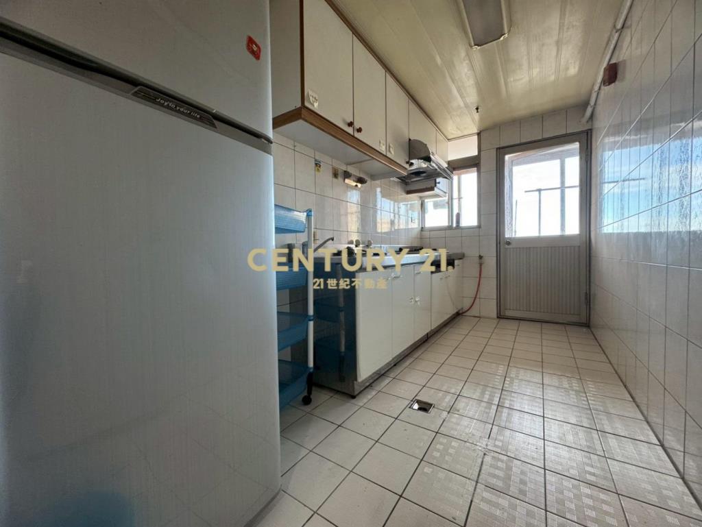 藝文特區G11景觀採光三房